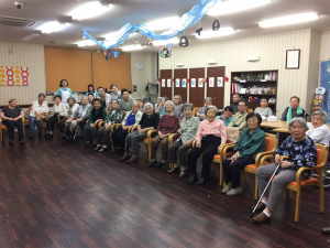 老人ホーム慰問